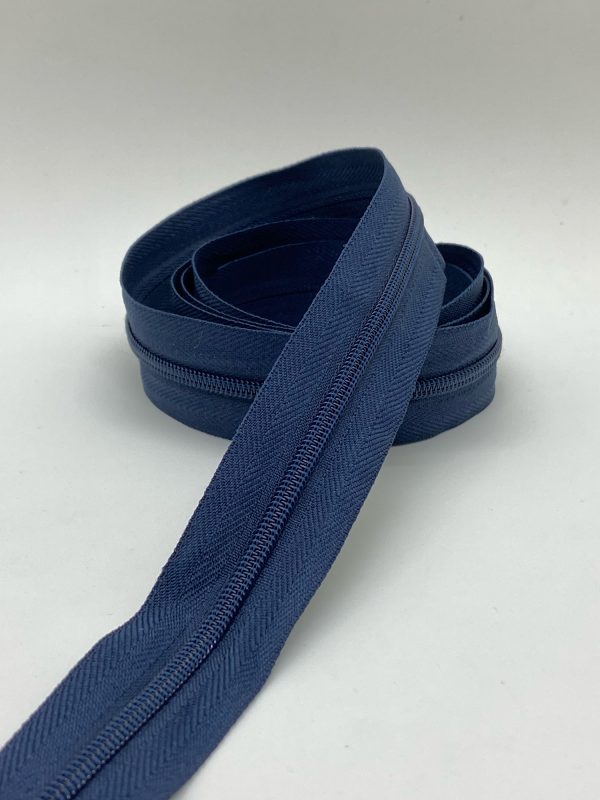 CIERRE POR METRO CADENA NYLON N3 (4mm) X 200m - Image 2
