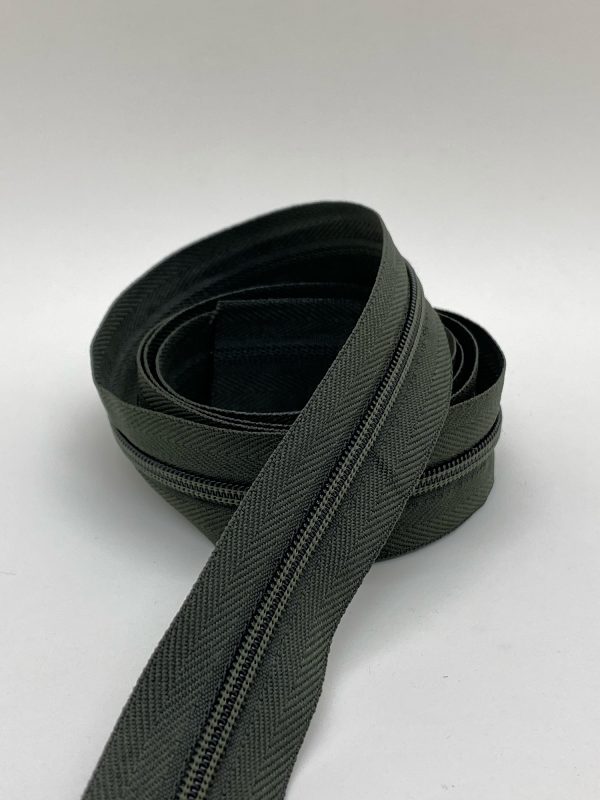 CIERRE POR METRO CADENA NYLON N3 (4mm) X 200m - Image 6