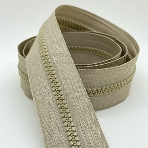 CIERRE CADENA DIENTE DE PERRO POR METRO 6mm X 10m - Beige, x cada 10mts